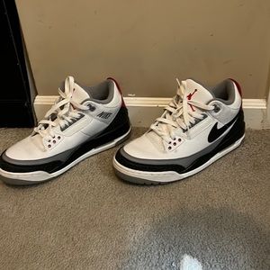 Great condition worn a few times missing box.